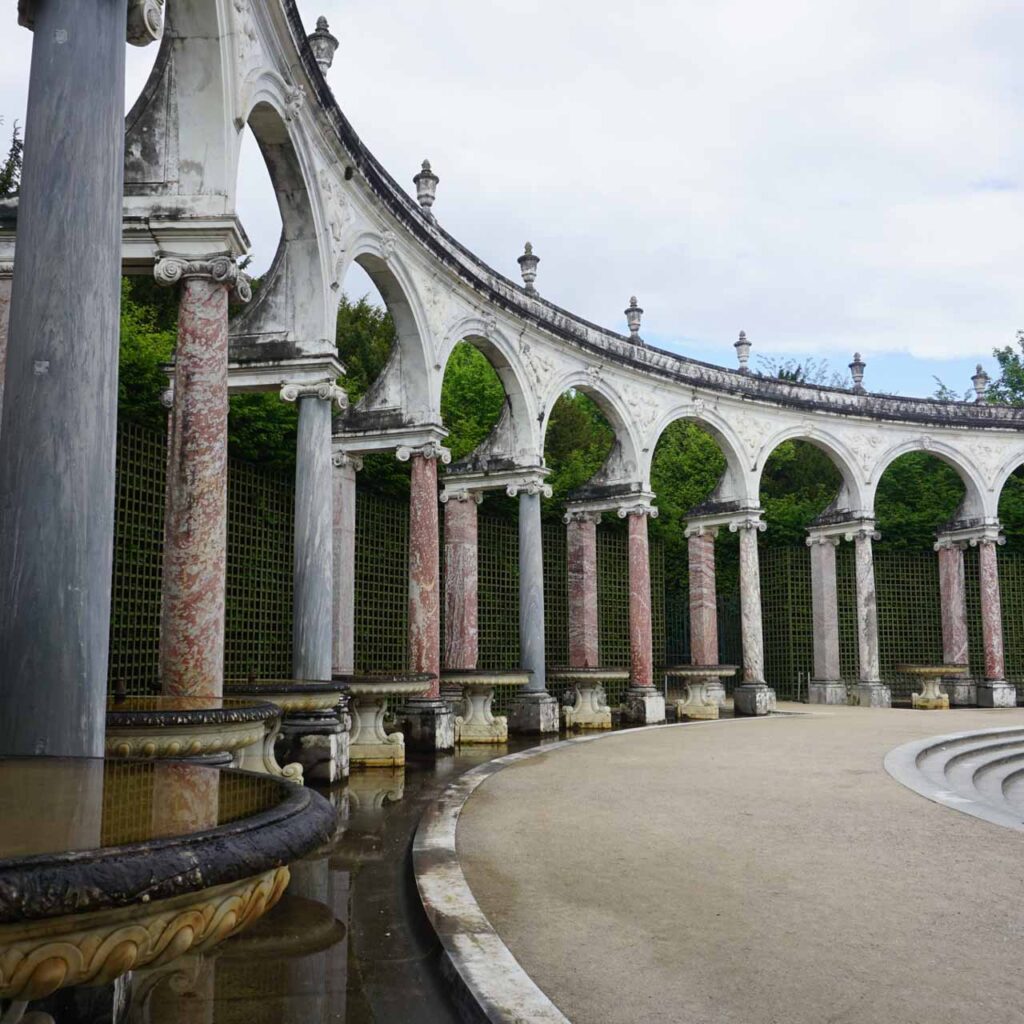 bosquete da colunata jardins de versalhesbosquete da colunata jardins de versalhes