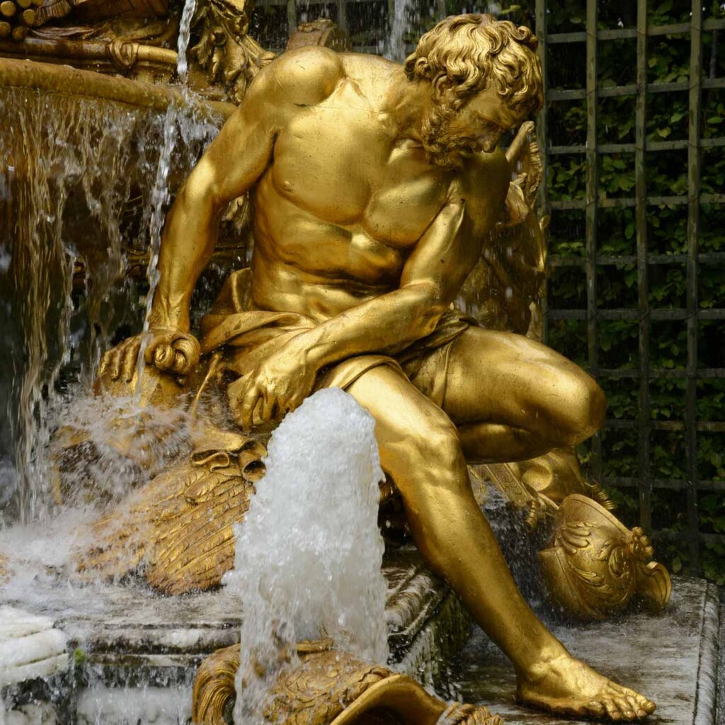 estatua do bosque do arco do trionfo em versalhes