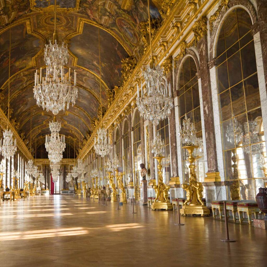sala dos espelhos do palacio de versalhes