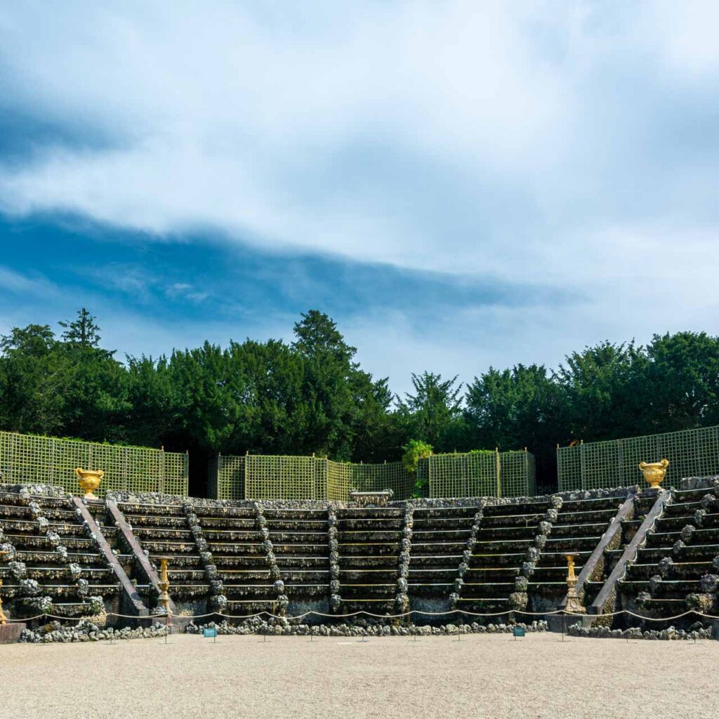 salao de baile nos jardins de versalhes