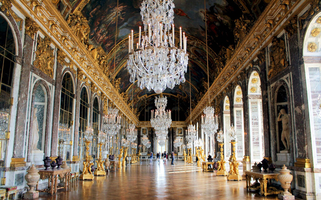 halls of mirrors versailles